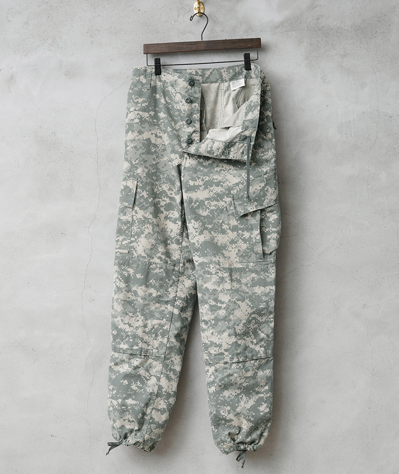 実物 USED 米軍 ACU コンバットカーゴパンツ UCP メンズ 軍パン アメリカ軍 古着 軍モノ 迷彩 カモ柄 太め【クーポン対象外】【I】