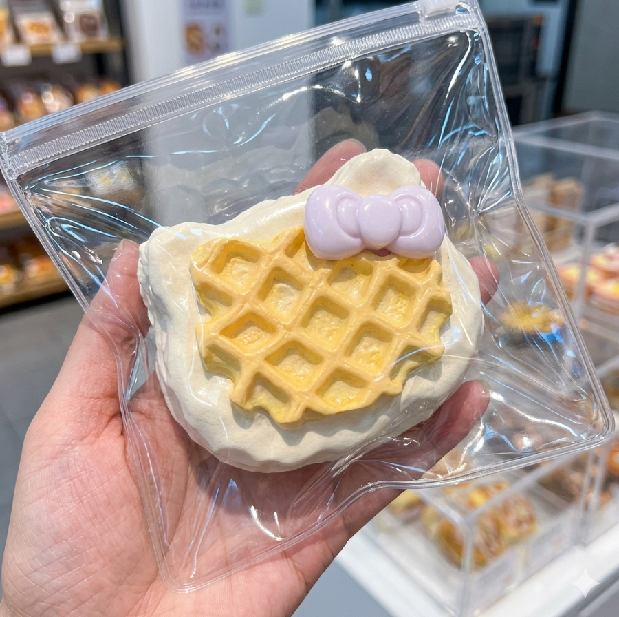 ぷにぷに 水感スクイーズ スクイーズケーキおもちゃ めろじょい
