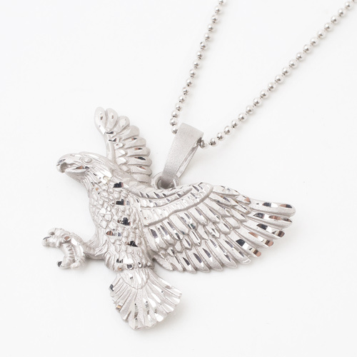 NEW 特別価格 ドイツ製・シルバー イーグルペンダント（手彫調