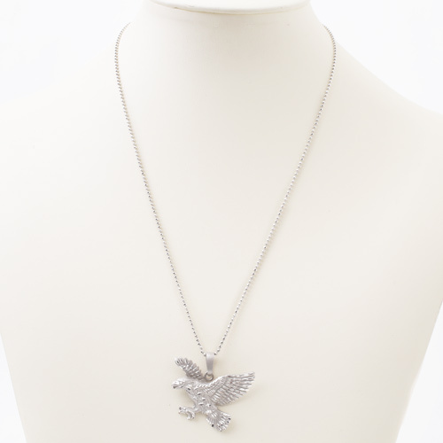 NEW 特別価格 ドイツ製・シルバー イーグルペンダント（手彫調