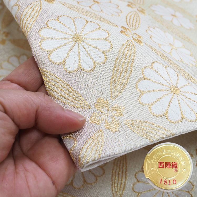 A5 蝶々に花模様 金銀糸 キラキラ 全通 正絹 振袖・礼装用 フォーマルな袋帯 A5 蝶々に花模様 金銀糸 キラキラ 全通 正絹 振袖・礼装用