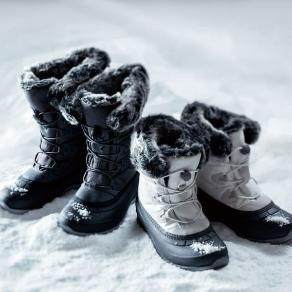 カミック Kamik スノーブーツ 防水 レディース モーメンタム ロー2