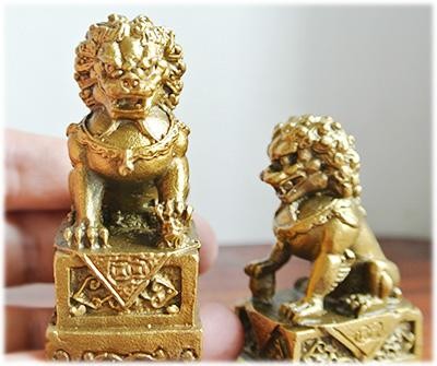 唐獅子　狛犬　獅子　魔除け厄除け　真鍮　木製台座 真鍮製 狛犬 獅子 木骨桧台座 厄除け - メルカリ