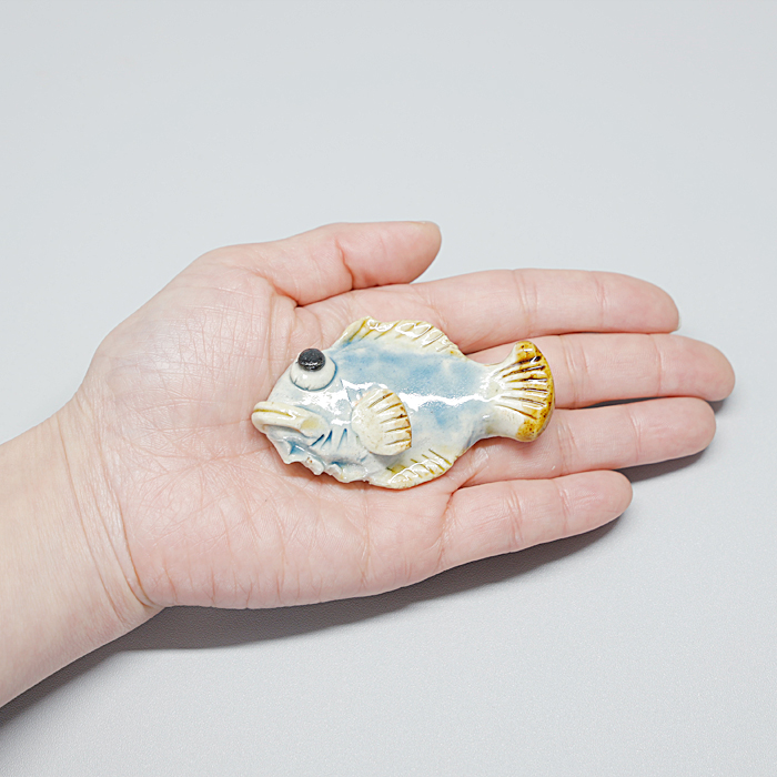 陶器箸置き カサゴ 青 はし置き 箸休め 置物 かわいい 魚 手作り