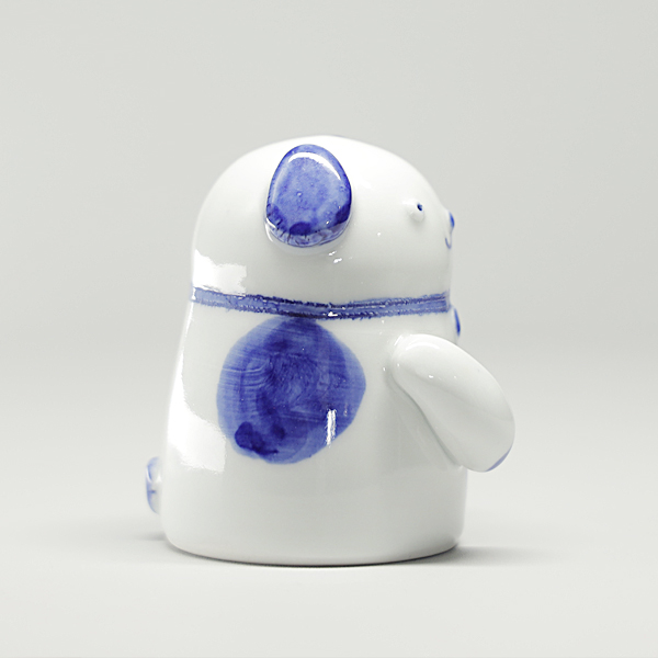 砥部焼 かわいい 招き犬 置物 戌 いぬ 縁起物 陶器 手作り tsuneoka