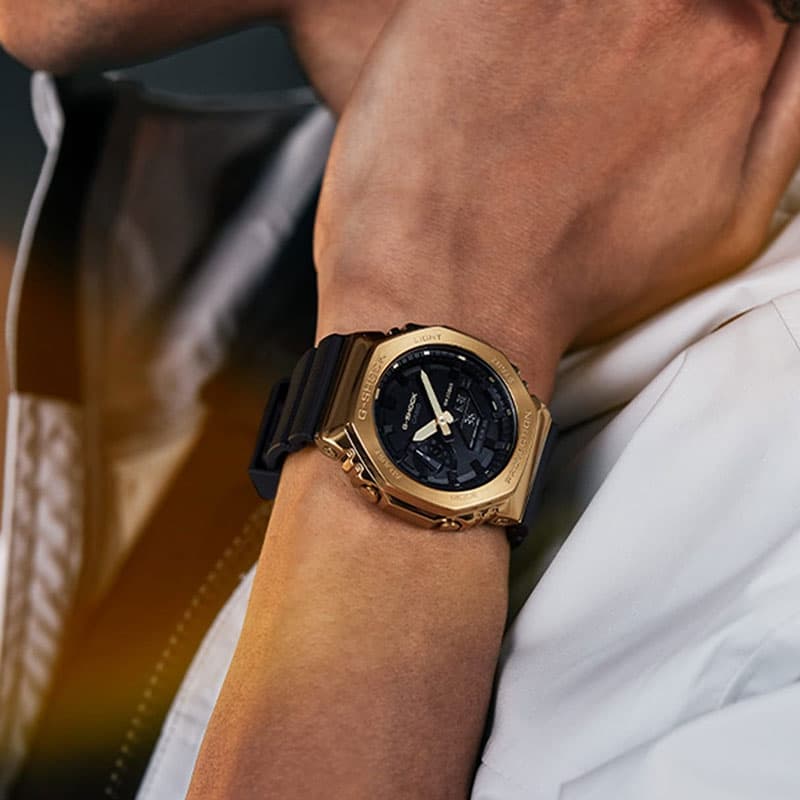 【超美品】CASIO G-SHOCK GM-2100G-1A9JF ゴールド G-SHOCK 【送料無料】CASIO カシオ GM-2100G-1A9JF メタル