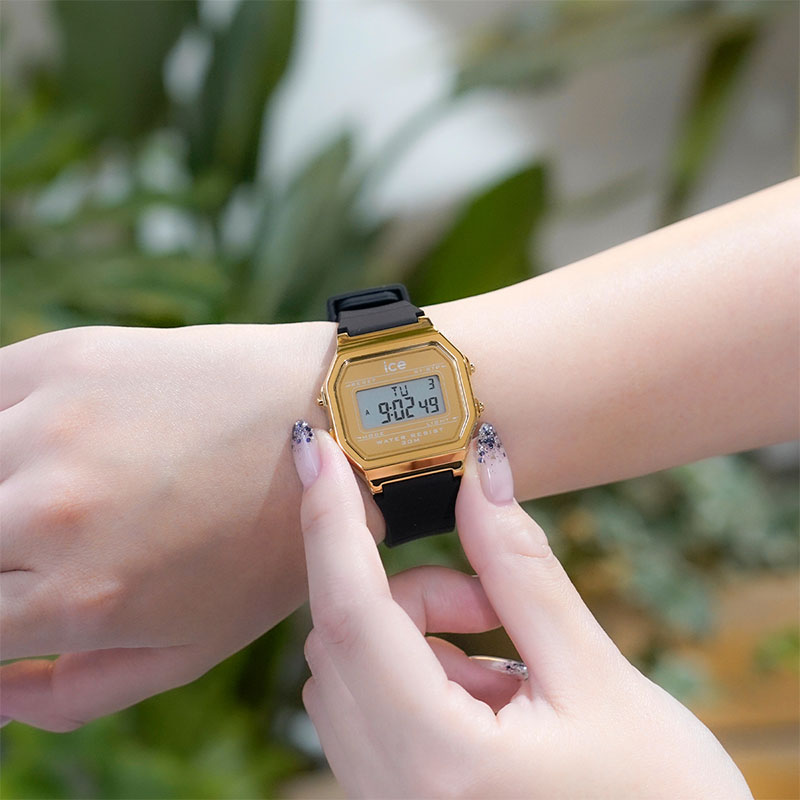 アイス ウォッチ 腕時計 アイスデジット レトロ メタル ICE WATCH