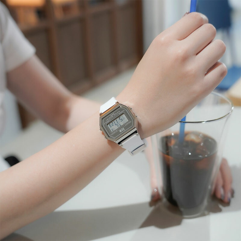 アイス ウォッチ 腕時計 アイスデジット レトロ メタル ICE WATCH