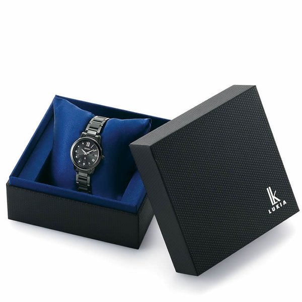 ◆未使用◆SEIKO LUKIA/ ルキア ブラック 電波時計( クロスシー LUKIA セイコー 腕時計 ルキア I Collection 池田エライザ