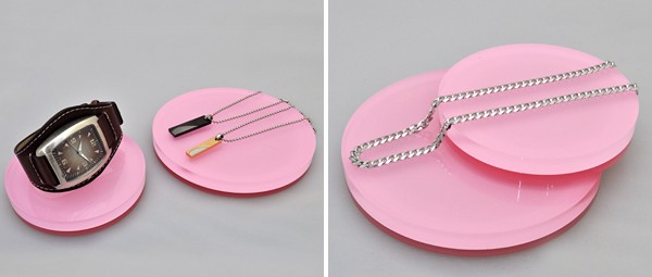 円形アクリルステージ　ピンク