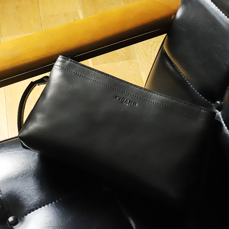 FIGARO Paris（フィガロ パリ） FIGARO フィガロ ビス クラッチバッグ