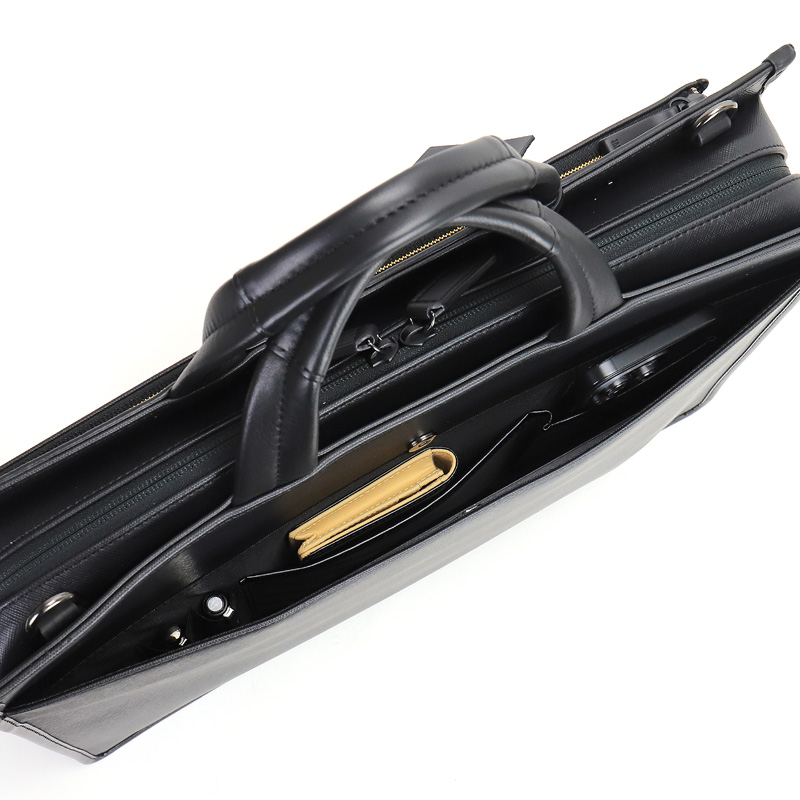 TAKEO KIKUCHI（タケオキクチ） 限定品 ビジネスバッグ ナビ限定