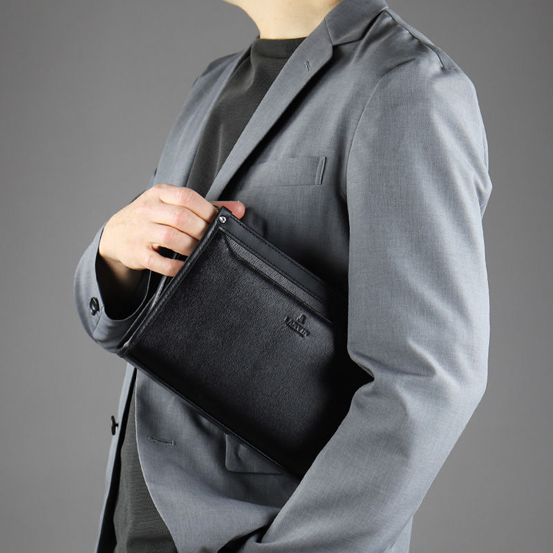 LANVIN COLLECTION ランバンコレクション ニューフロー クラッチバッグ