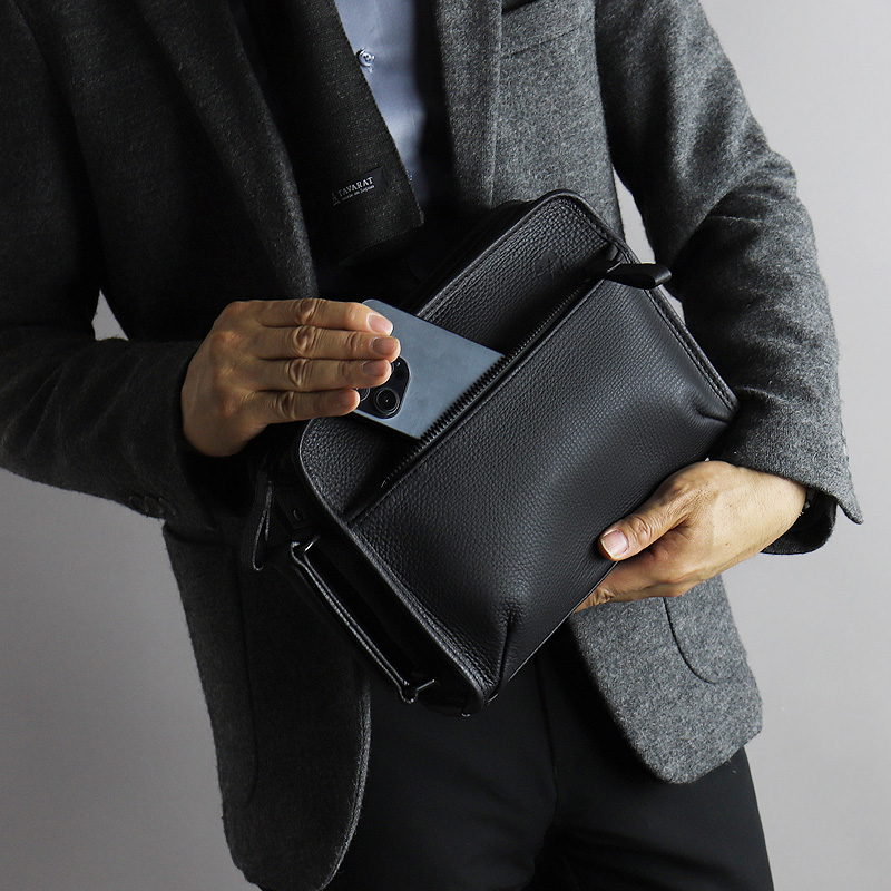 mila schon（ミラショーン） バル クラッチバッグ セカンドバッグ