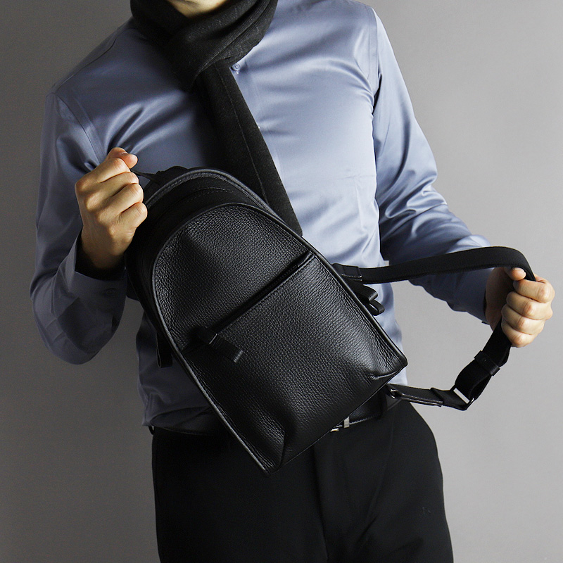 【商品レビューで+5%】ミラショーン バッグ ボディバッグ メンズ ブランド mila schon バル 291951 ワンショルダーバッグ 斜め掛けバッグ 小さめ 500mlペットボトル 普段使い 旅行 通勤 ビジネス ビジカジ カジュアル 日本製 牛革 レザー 本革 軽量 正規品 正規販売店 mila schon（ミラショーン） バル ボディバッグ ワンショルダーバッグ