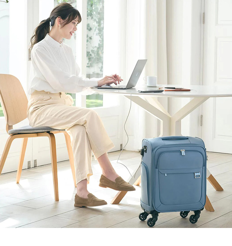 LEGEND WALKER（レジェンドウォーカー） ソフトキャリーケース 26L 4053-42