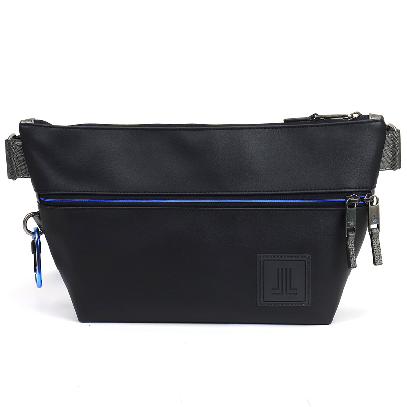 【極美品】LANVIN on Bleuボディバッグ 黒 LANVIN en Bleu ランバンオンブルー クレンザ ボディバッグ ワン