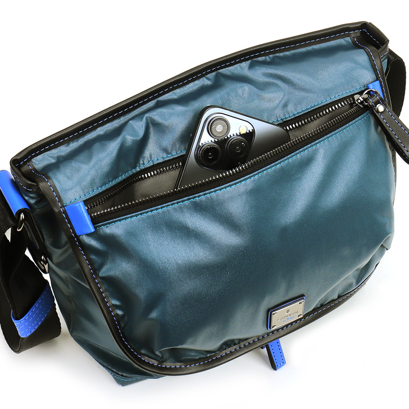 LANVIN en Bleu ランバンオンブルー ヘザン フラップショルダーバッグ