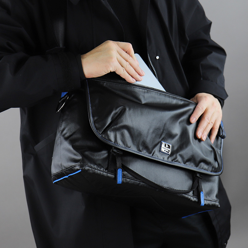 LANVIN en Bleu ランバンオンブルー ヘザン フラップショルダー