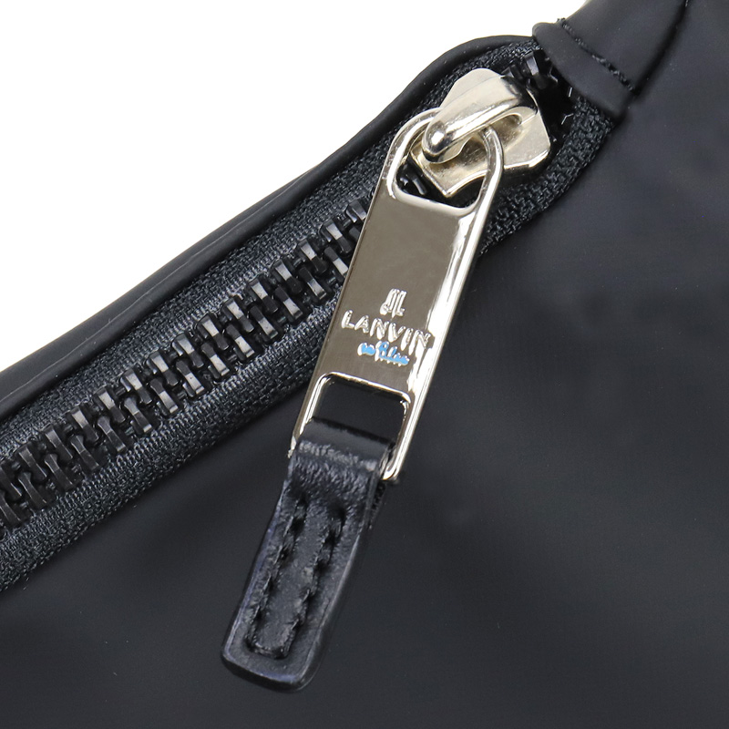 LANVIN en Bleu 限定品 ランバンオンブルー ボディバッグ ドレッセ