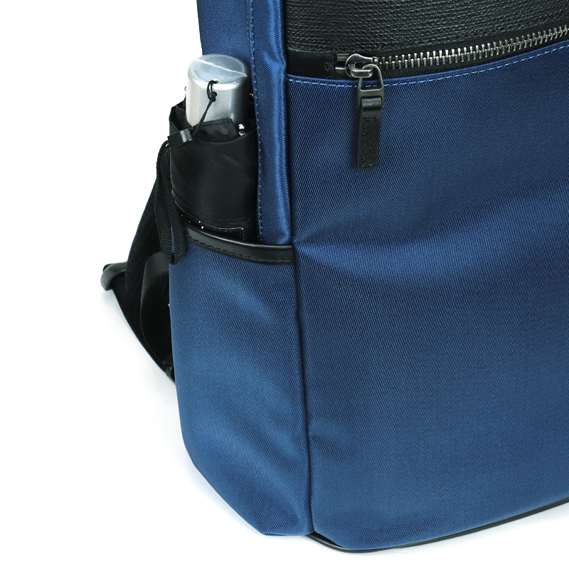LANVIN en Bleu ランバンオンブルー リッパー リュック デイパック リュックサック バックパック ビジネスリュック B4 A4 PC 撥水 軽量 ナイロン 517713 メンズの画像