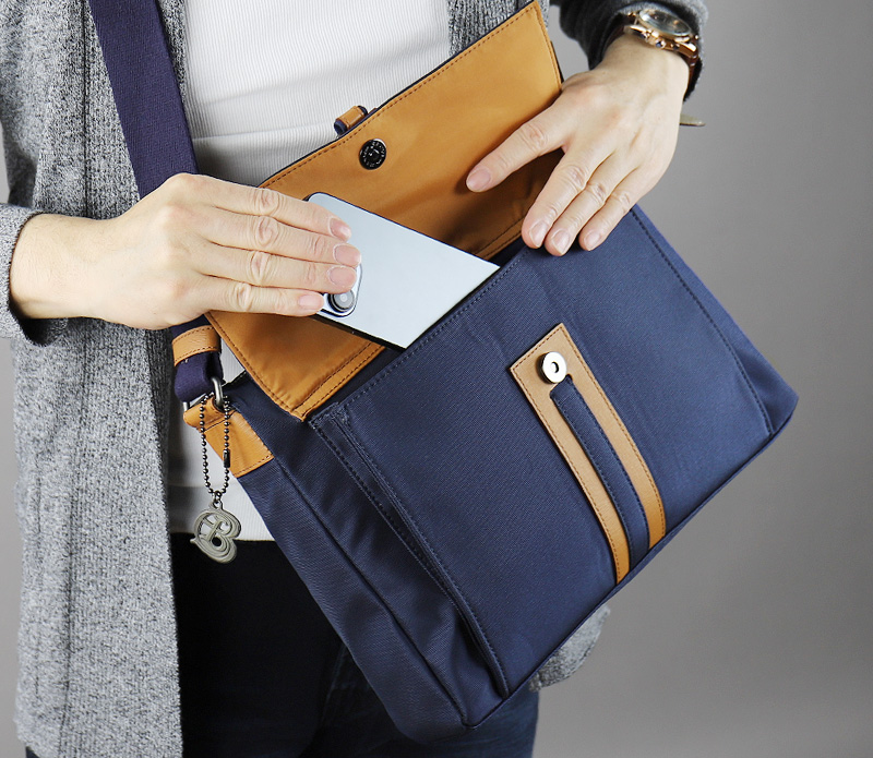 LANVIN en Bleu ランバンオンブルー ドロップ ショルダーバッグ