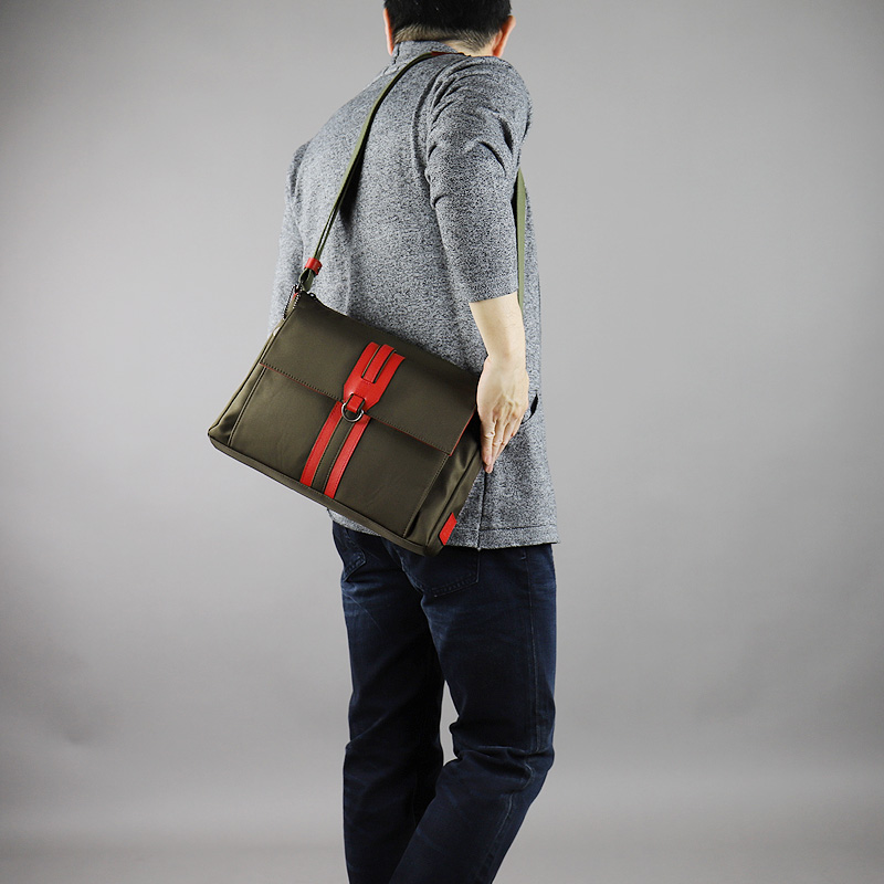 LANVIN水色と茶色のショルダーバッグ LANVIN en Bleu ランバンオンブルー ドロップ ショルダーバッグ