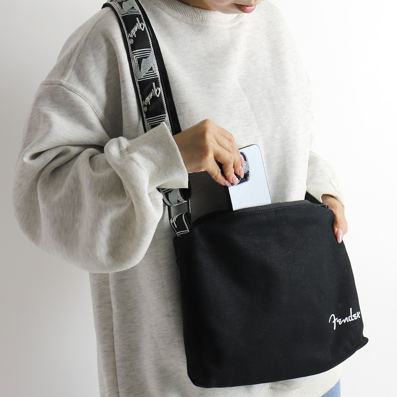 Fender（フェンダー） ミニショルダーバッグ 斜め掛けバッグ
