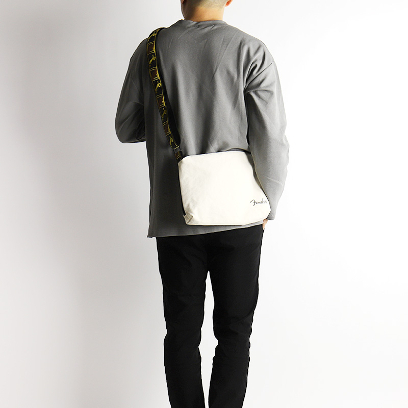 【商品レビューで+5%】フェンダー ショルダーバッグ メンズ Fender 950-6005 ミニショルダーバッグ 斜め掛けバッグ サコッシュ 軽量 モノグラムストラップ A5 コットン キャンバス 通勤 通学 旅行 スポーツ レジャー レディース 男女兼用 オシャレ カジュアル 人気 正規品 Fender（フェンダー） ミニショルダーバッグ 斜め掛けバッグ