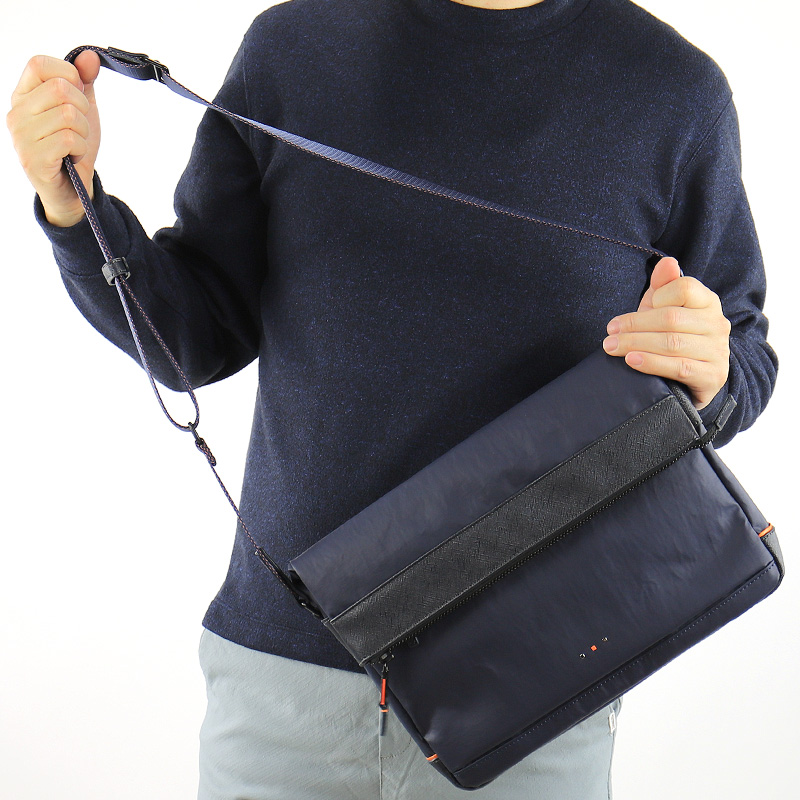 IS/IT（イズイット） グリンザ ショルダーバッグ 口折れショルダー