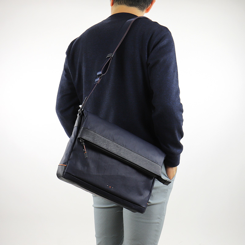 IS/IT（イズイット） グリンザ ショルダーバッグ 口折れショルダー