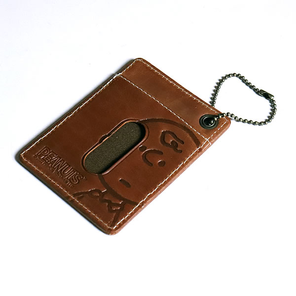 SNOOPY（スヌーピー） パスケース カードケース 定期入れ 牛革 本革 革