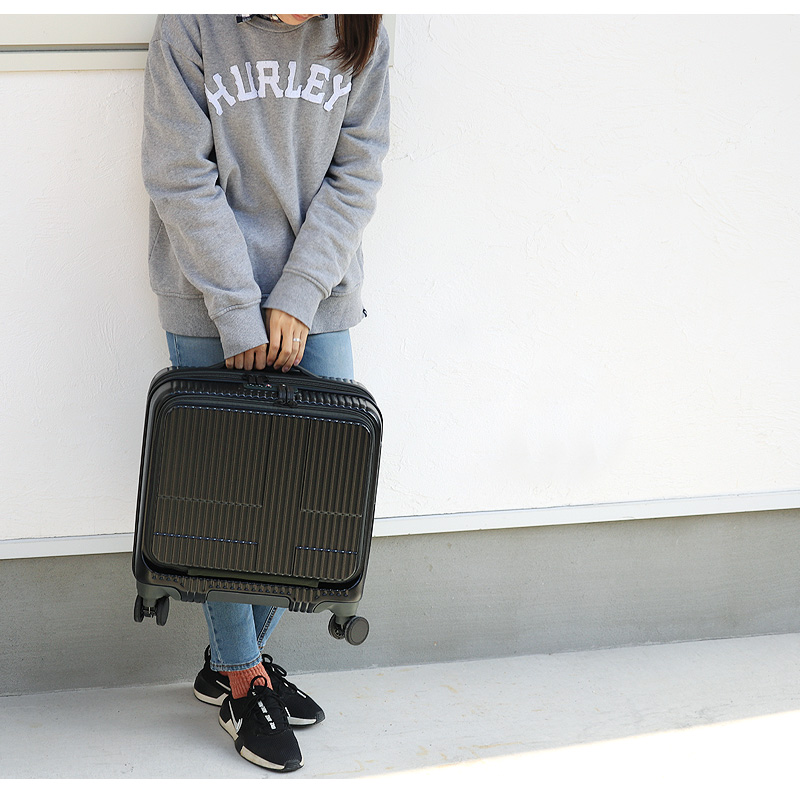 innovator（イノベーター） スーツケース 33L innovator 1〜2泊 1泊 2