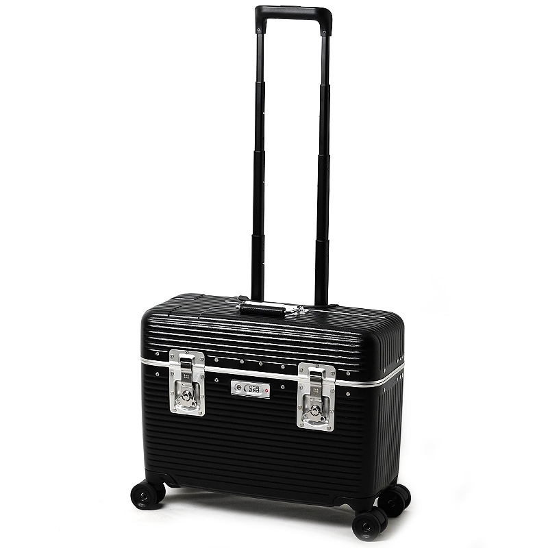 innovator イノベーター　キャリーケース　機内持込　スーツケース　軽量 innovator（イノベーター） スーツケース 30L innovator 1泊 2泊 機内