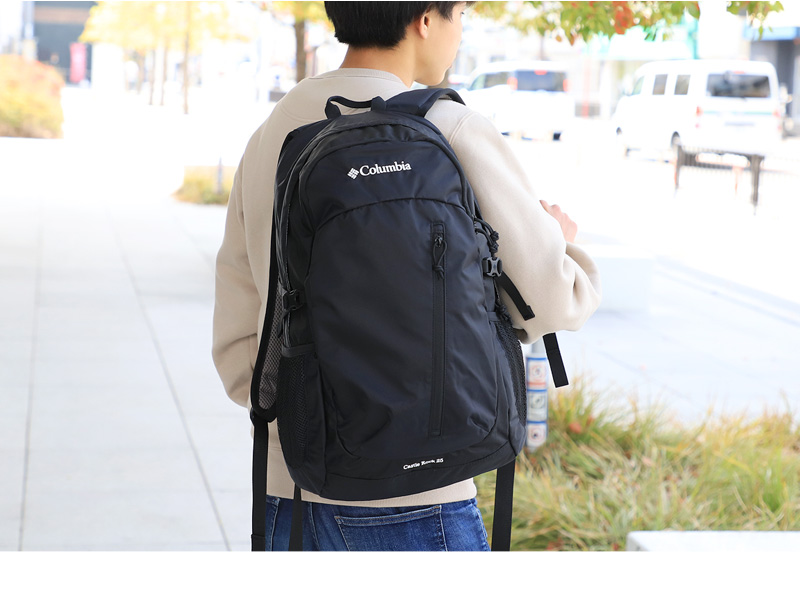 【リュック】送料無料 Columbia CASTLE ROCK 25L BACKPACK PU8427● コロンビア キャッスルロック25Lバックパック 機能性に優れた小型バックパック アウトドア デイパック 普段使い 通勤 通学 レインカバー付き A4 メンズ レディース ブランド 人気 鞄