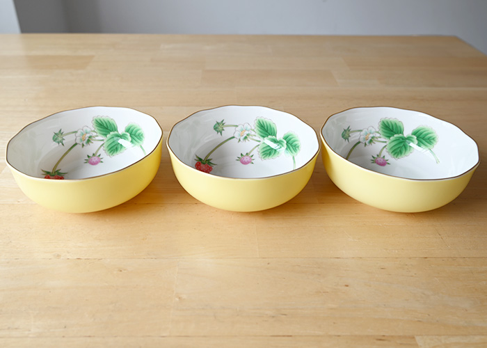 香蘭社 苺香 小鉢3個セット 有田焼 鉢 食器 セット おしゃれ ボウル