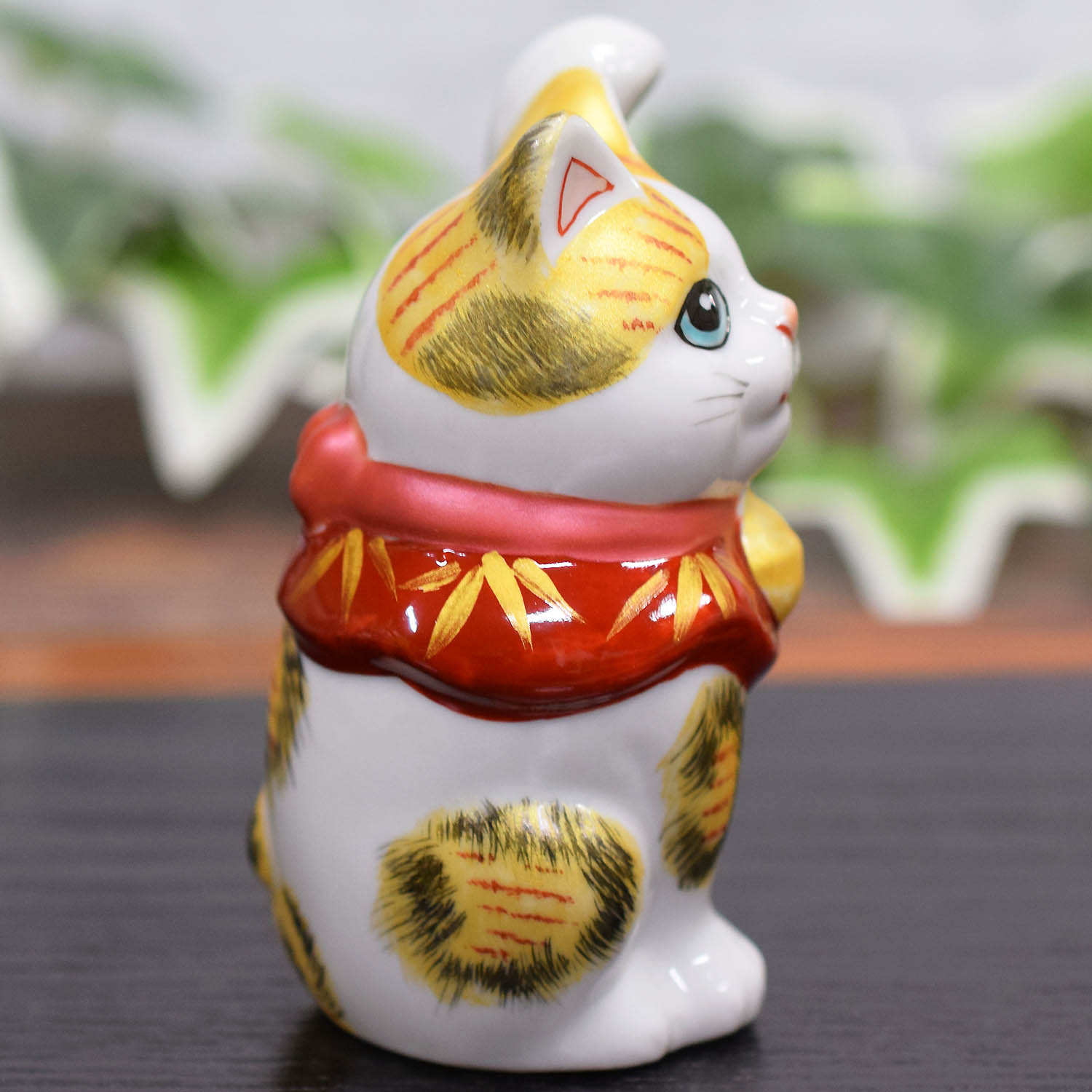 九谷焼 招き猫 置物 風水 左手 招き猫 金彩三毛 開店祝い 新築祝い
