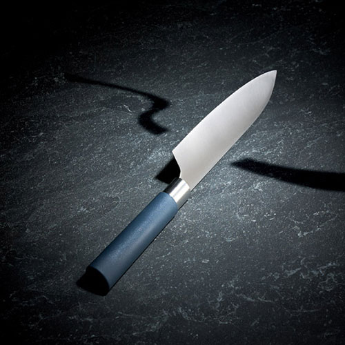 まとめ得 濃州孫六作 三徳包丁 和式黒柄 刃渡17cm 汚れにくく水に強い衛生的な樹脂ハンドル K50103018 x [3個] /l |  | 01