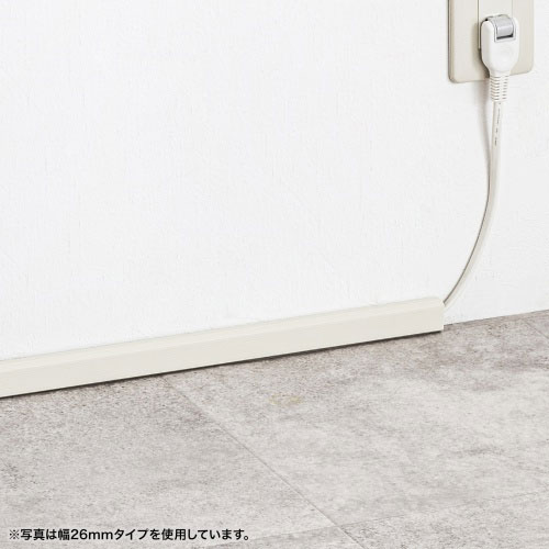 まとめ得 サンワサプライ 壁用ケーブルモール 幅17mm 角型 ミルキーホワイト CA-KK17MW x [4個] /l |  | 02
