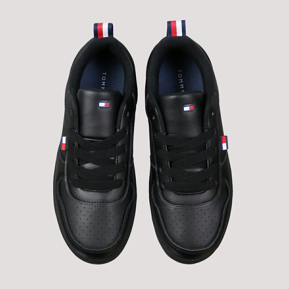 TOMMY HILFIGER（トミー・ヒルフィガー） スニーカー ジュニア企画