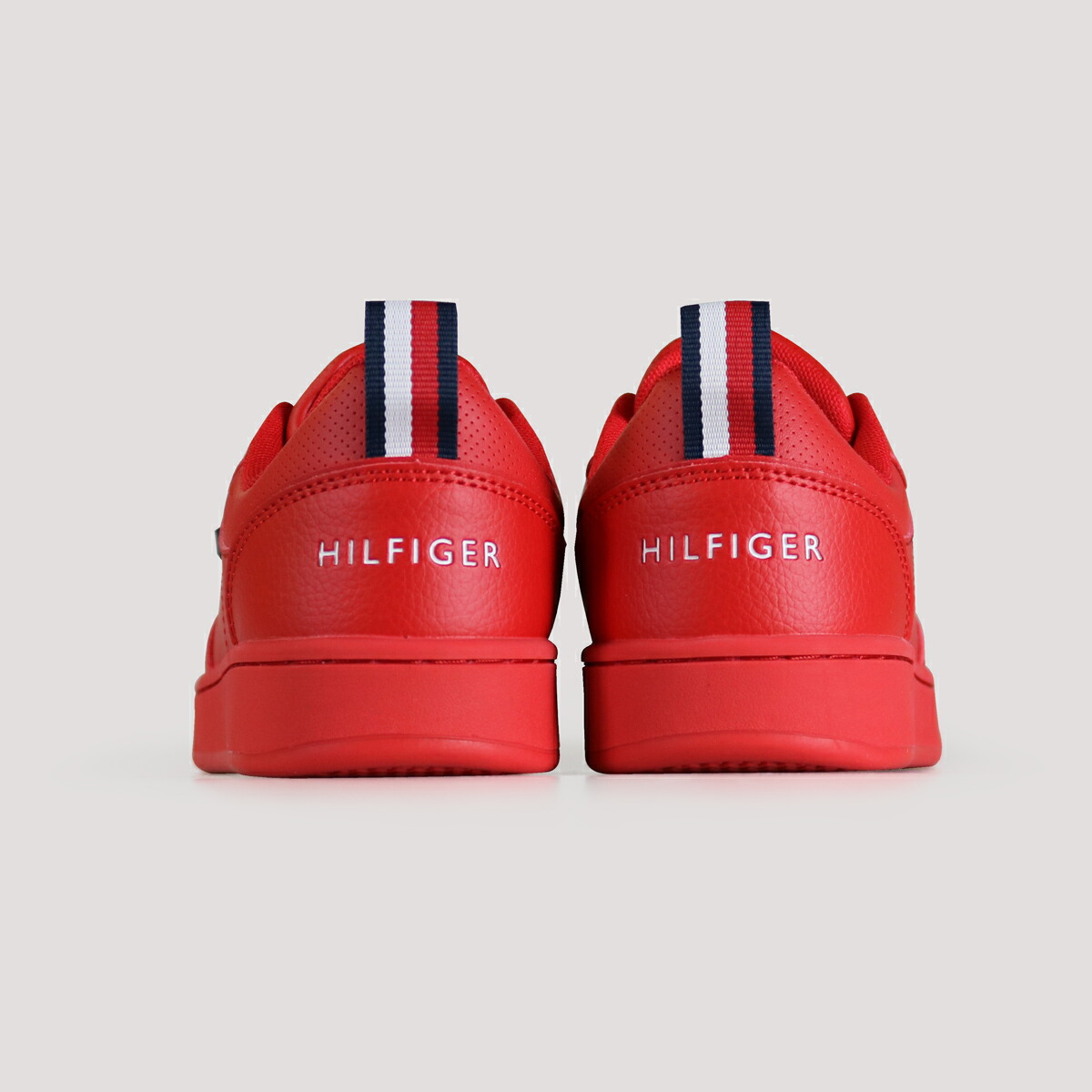 新品　海外限定　トミーヒルフィガースニーカー ロゴプレート TOMMY HILFIGER トミーヒルフィガー スニーカー ジュニア企画