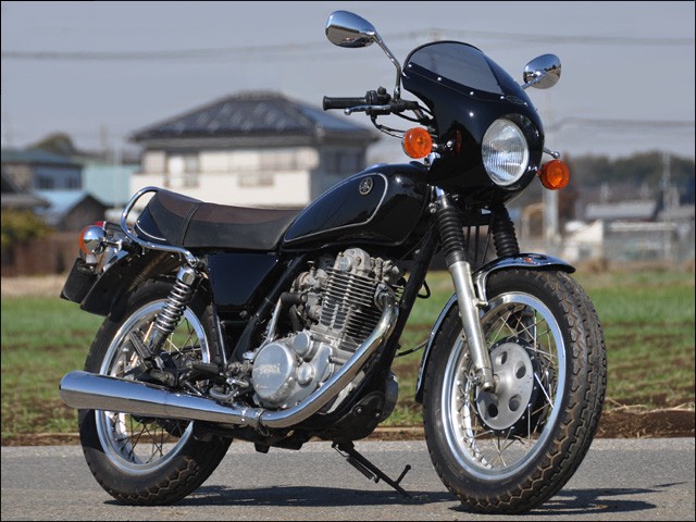 CHIC:DESIGN:シックデザイン:ロードコメット:クラシック:YAMAHA:SR400