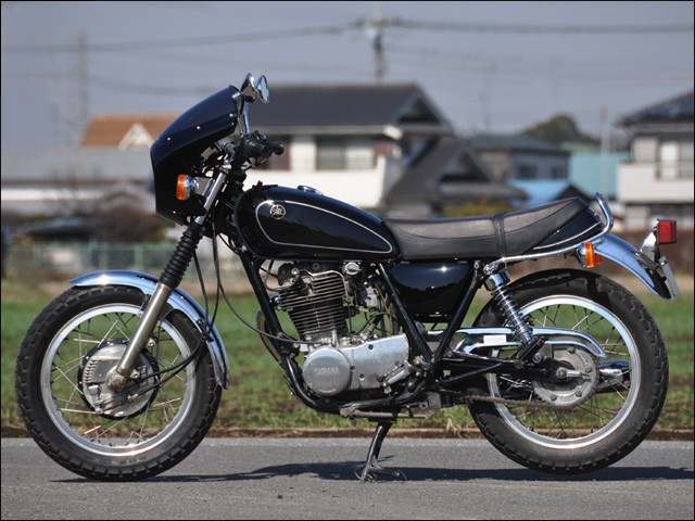 CHIC:DESIGN:シックデザイン:ロードコメット:クラシック:YAMAHA:SR400