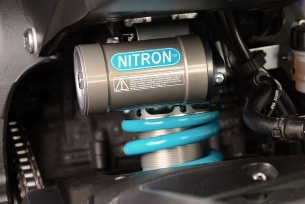 でのダンピ NITRON YZF-R6 YAMAHA ヤマハ ウェビック1号店 - 通販 - PayPayモール NITRON:ナイトロン  リアサスペンションモノショック NTR RACE (PRO) シリーズ スプリングカラー：ターコイズブルー ックプリロ