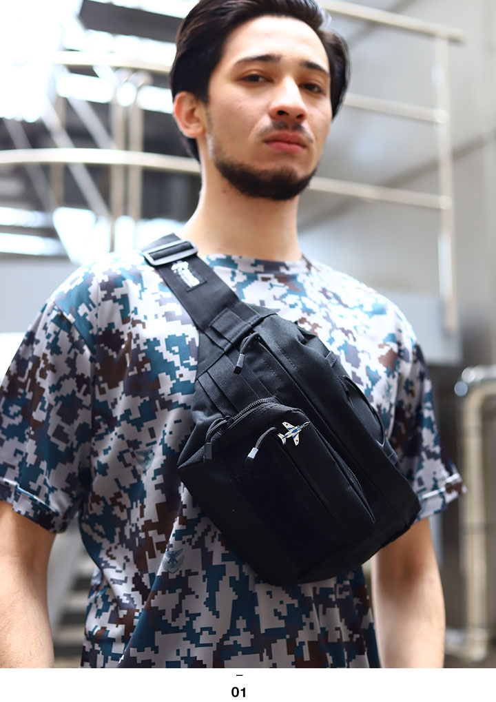 自衛隊 グッズ ブルーインパルス T-4 機体 ドルフィン 上 空自