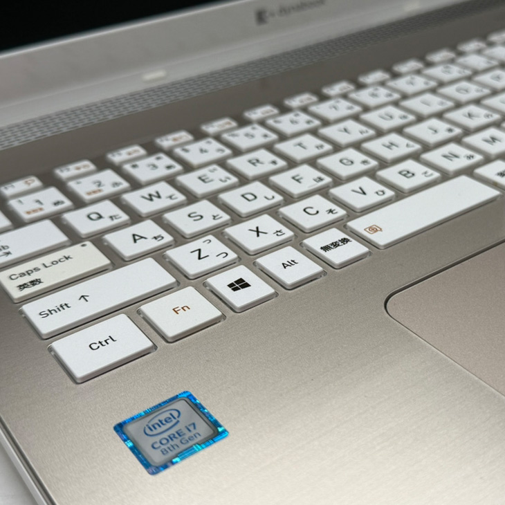 dynabook（ダイナブック） 【純箱付良品】東芝 DynaBook AZ66/L