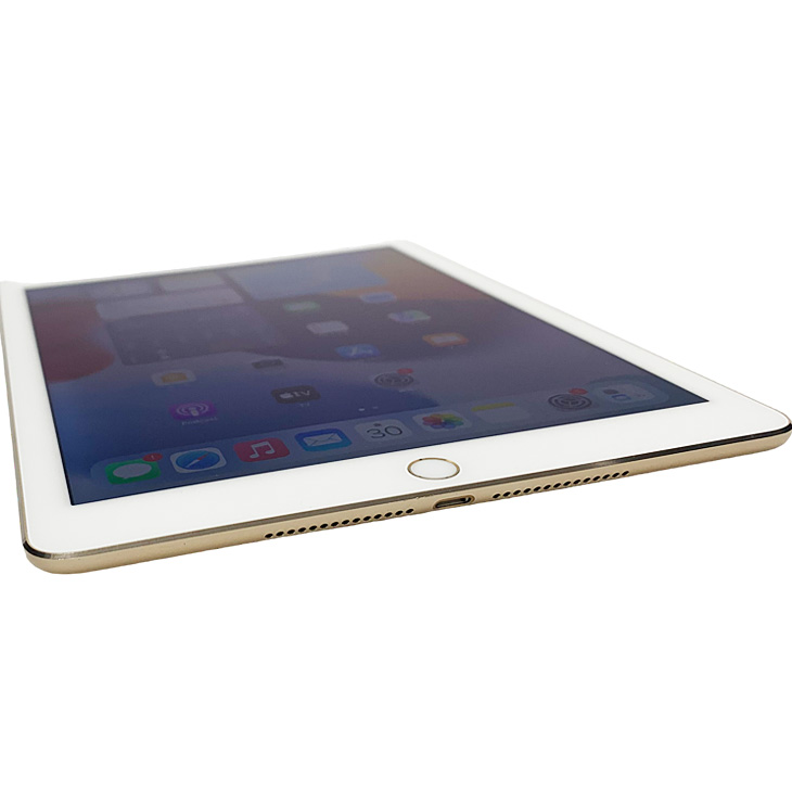 iPadAir2 便利に使える付属品付もりもり9点福袋 】Apple iPad Air2