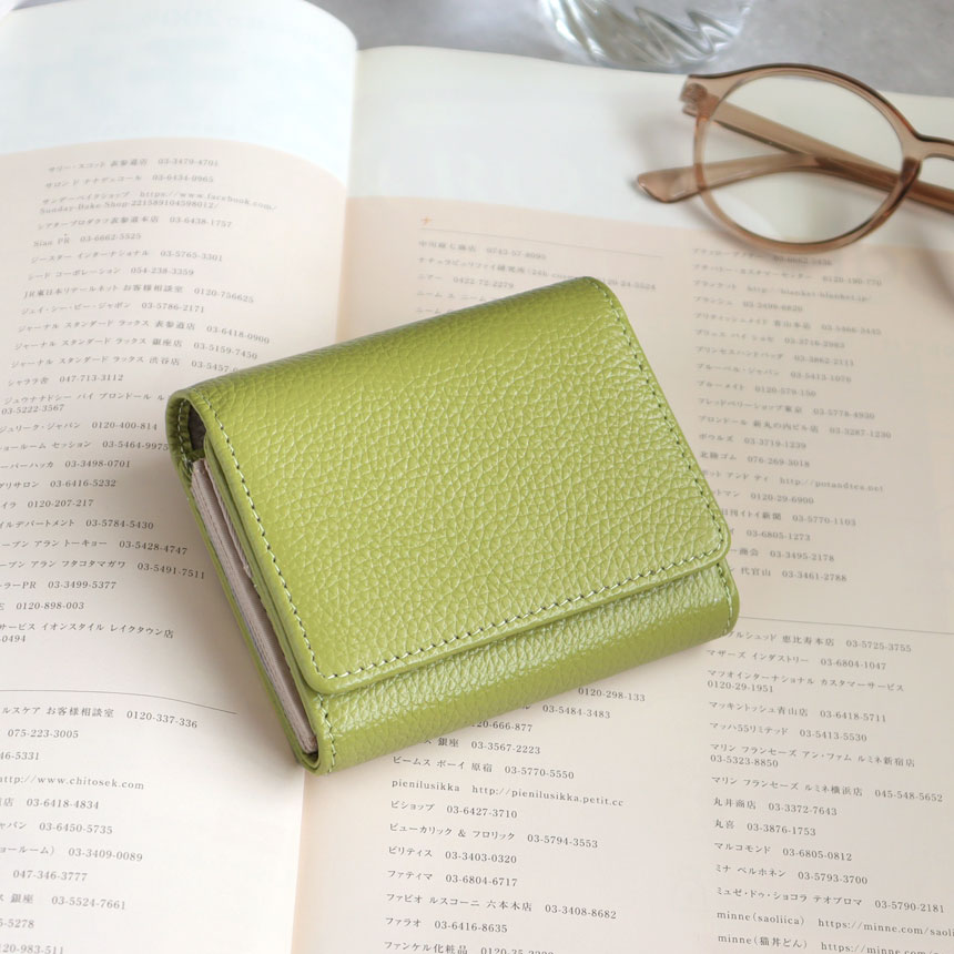 財布 レディース 二つ折り 春財布 ミニ財布 小さい財布 使いやすい ブランド 本革 バイカラー スキミング防止 お札折らない 緑 無料ラッピング プレゼント | RuriHari | 02