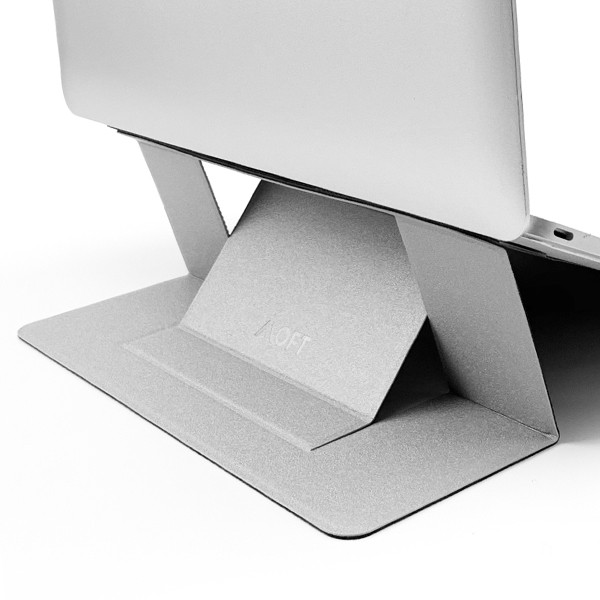 ノートパソコンスタンド パソコンスタンド 貼るタイプ 薄い 薄型 軽い