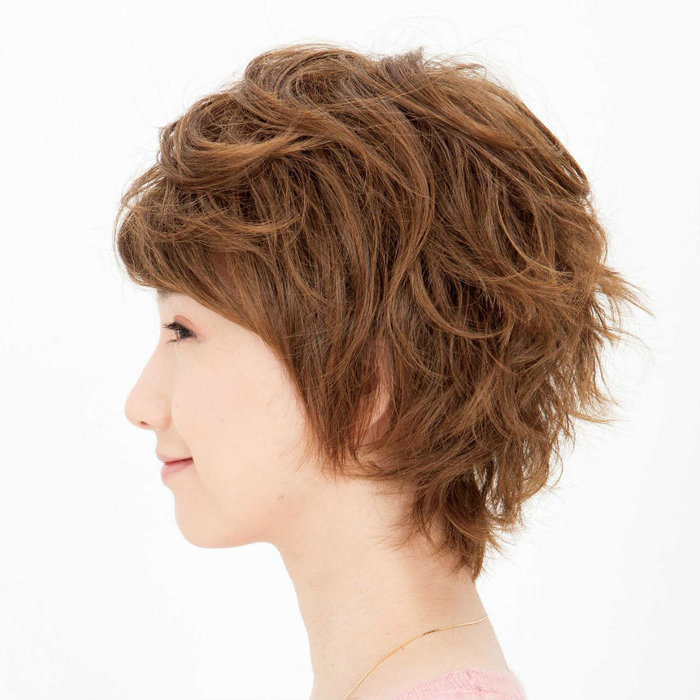 ウィッグ 女性用 かつら ラッフルショート ミルキーブラウン J-1069